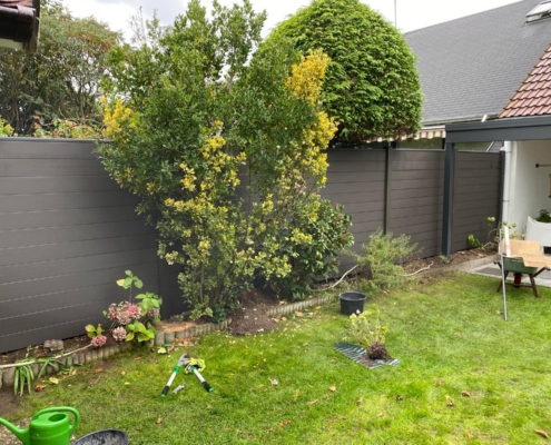 Ein schöner neuer Gartenzaun