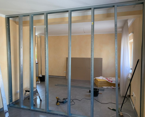 Trockenbauwand stellen